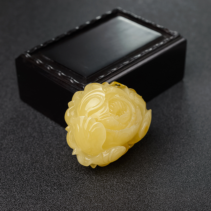 波罗的海浅黄蜜蜡花开富贵吊坠-红掌柜