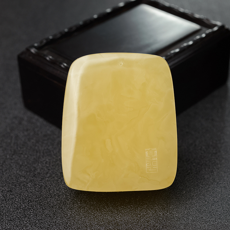 波罗的海天然蜜蜡千手观音吊坠-红掌柜