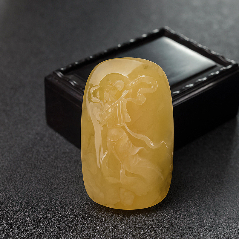 波罗的海天然鸡油黄蜜蜡敦煌乐女吊坠-红掌柜