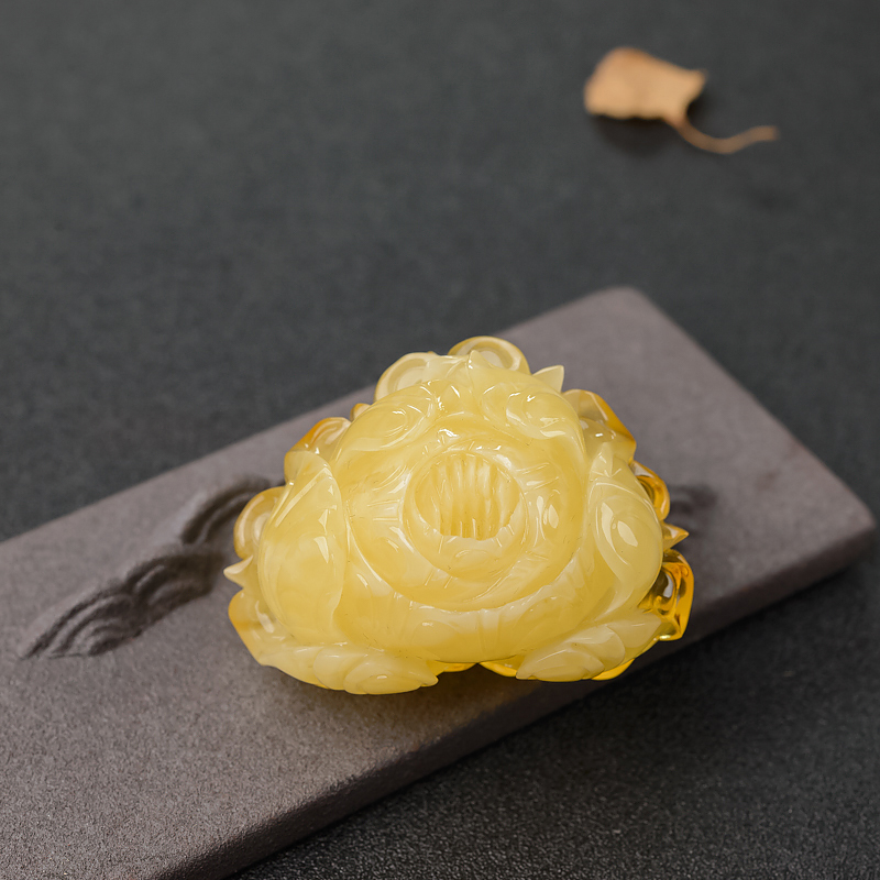 鸡油黄蜜蜡牡丹花吊坠-红掌柜