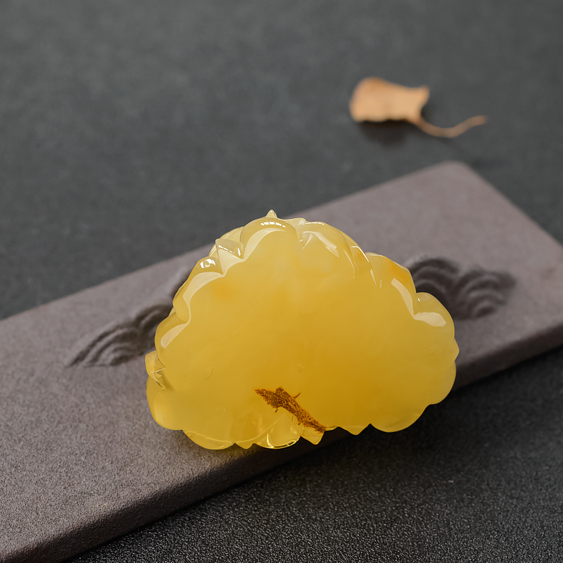 鸡油黄蜜蜡吊坠-红掌柜