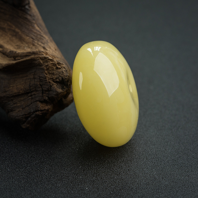 鸡油黄蜜蜡平安扣吊坠-红掌柜