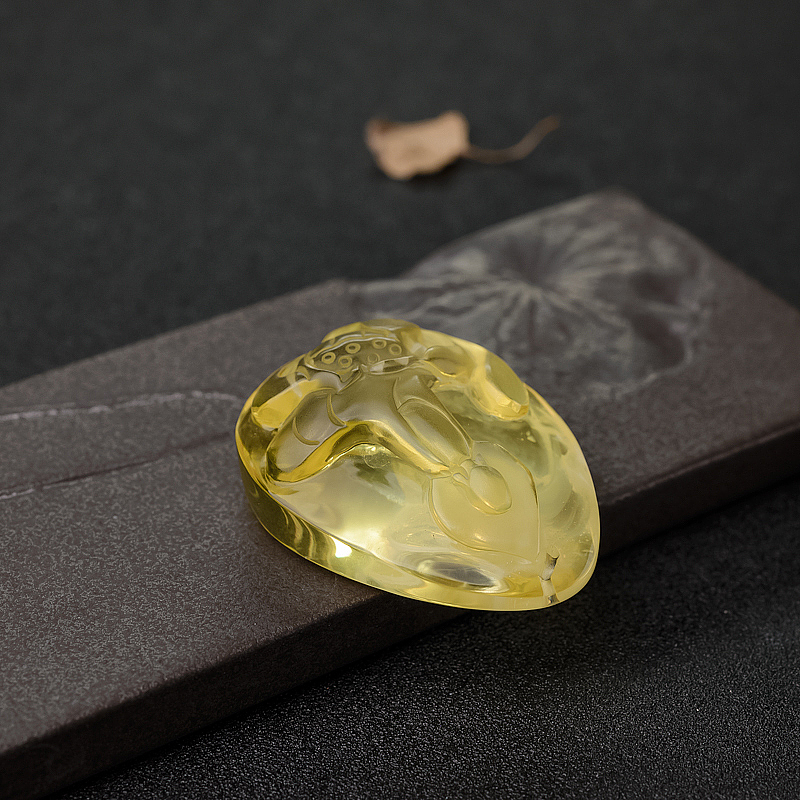 波罗的海天然鸡油黄金绞蜜吊坠-红掌柜