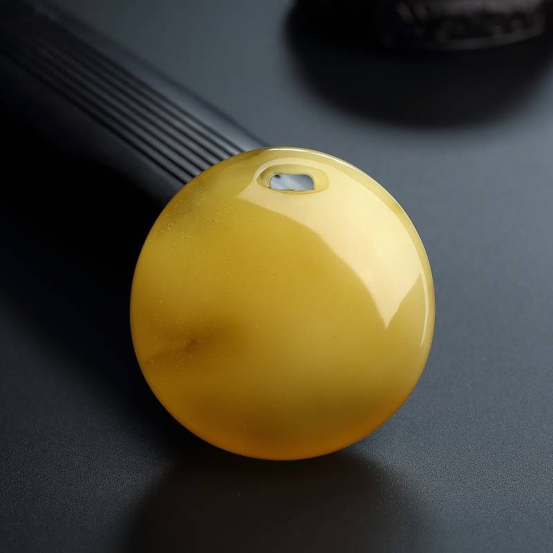 鸡油黄蜜蜡蛋面吊坠-红掌柜