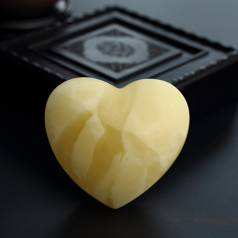 白花蜜心形吊坠 - 红掌柜