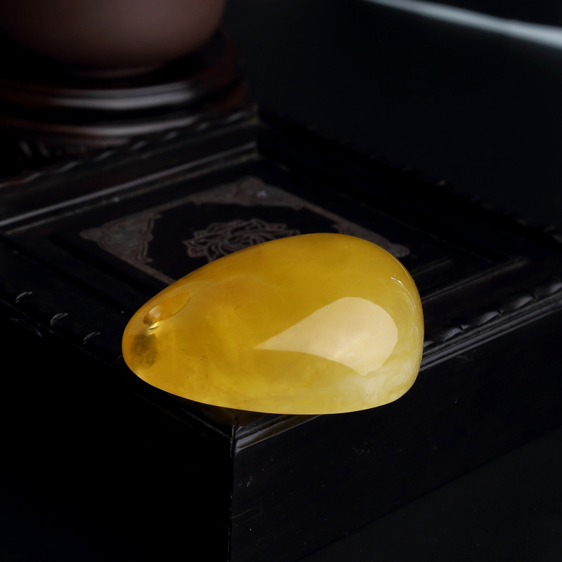 蜜蜡随形吊坠 - 红掌柜