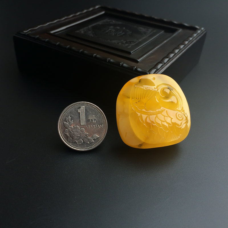 天然鸡油黄蜜蜡吊坠-红掌柜