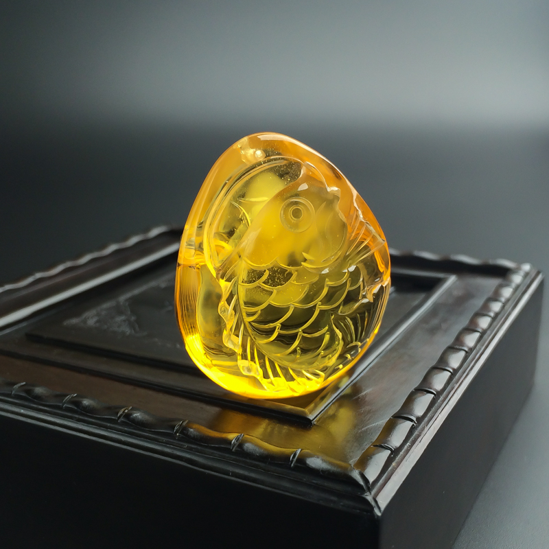 天然金包蜜鸡油黄蜜蜡鱼吊坠-红掌柜