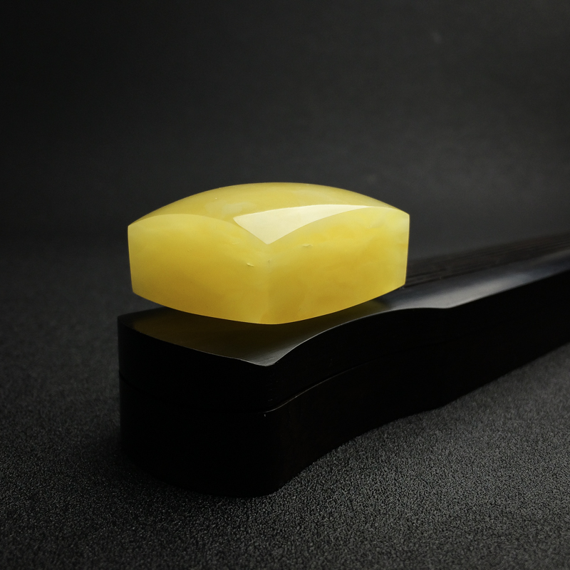 满蜜鸡油黄蜜蜡无事牌-红掌柜