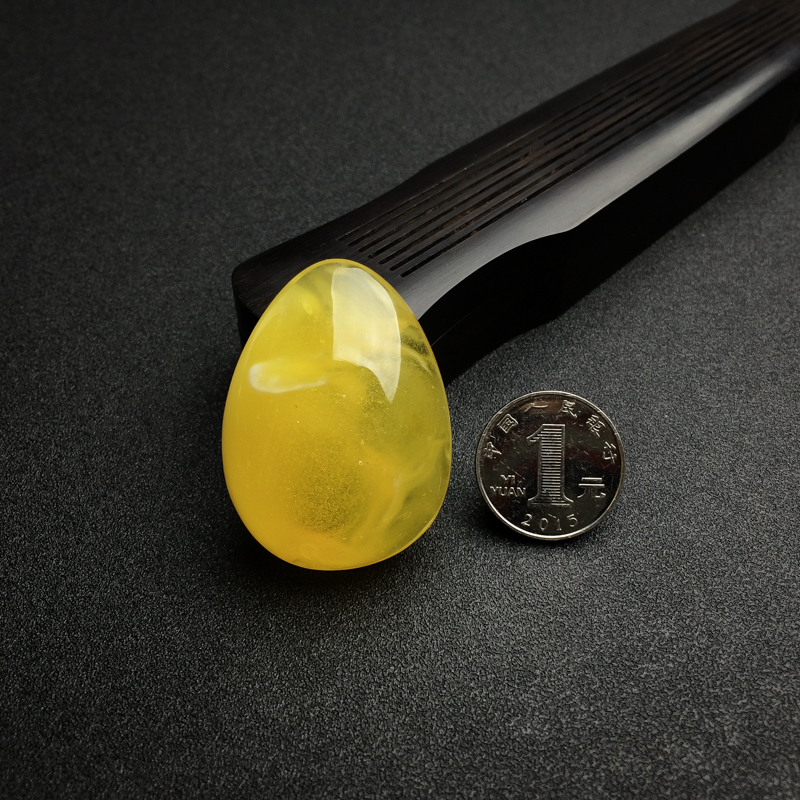 金绞蜜鸡油黄吊坠-红掌柜