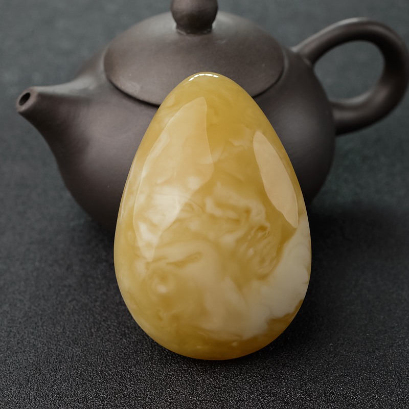 天然波罗的海白花蜜蜜蜡随形吊坠-红掌柜