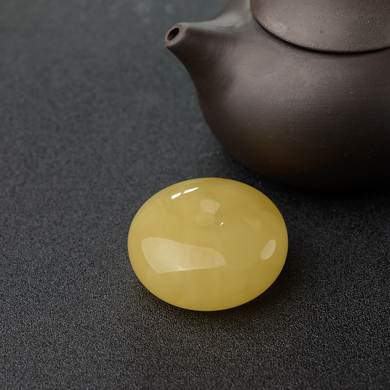 鸡油黄蜜蜡平安扣吊坠-红掌柜