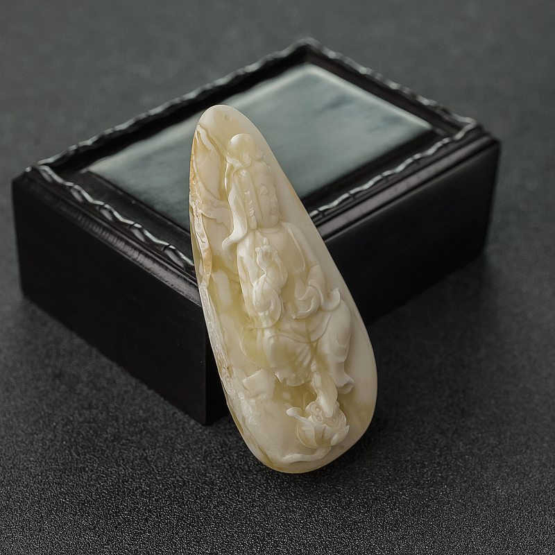 象牙白白蜜吊坠-红掌柜