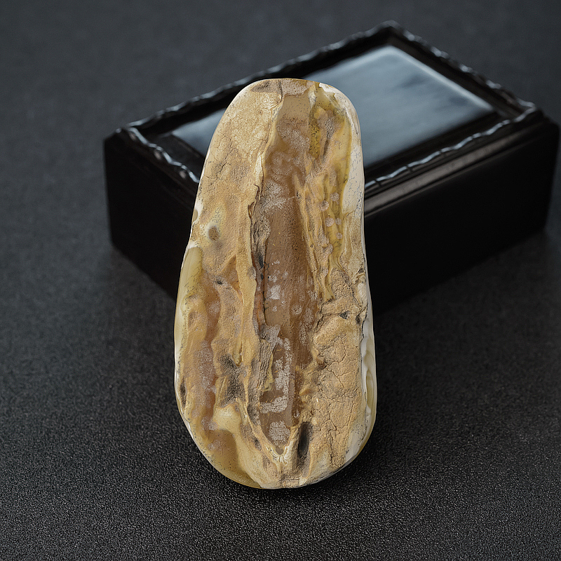 带皮象牙白白蜜吊坠-红掌柜