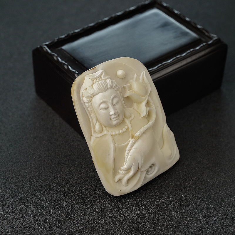 带皮白蜜观音吊坠-红掌柜