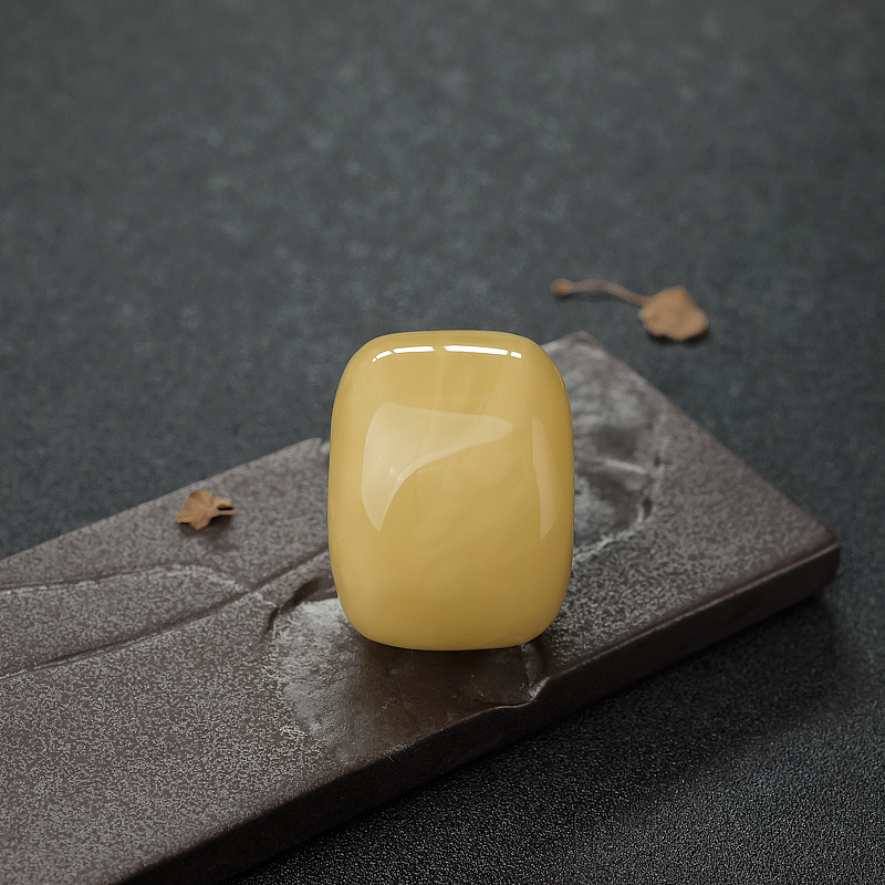 鸡油黄蜜蜡鼓珠-红掌柜