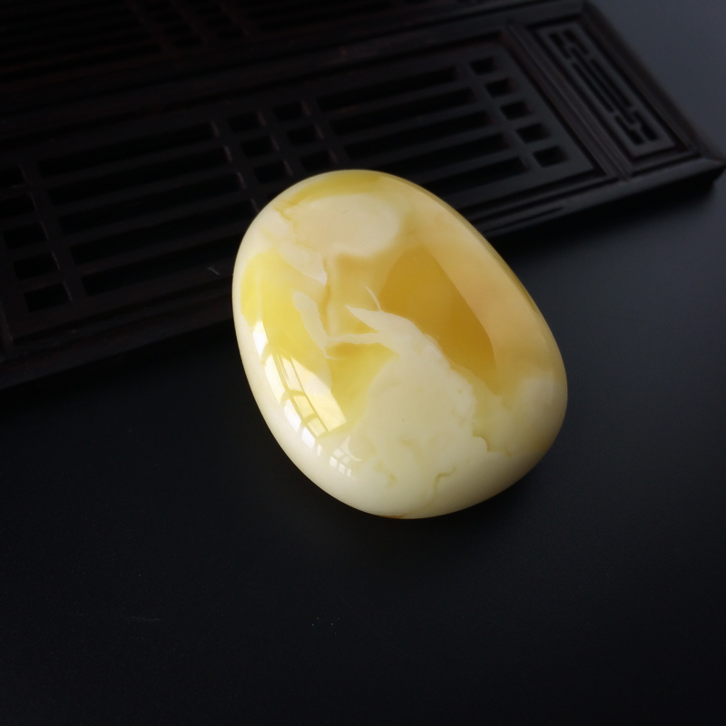 白花蜜蜜蜡随形吊坠-红掌柜