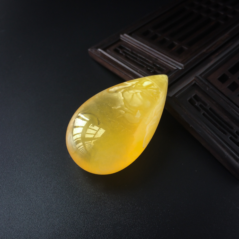 鸡油黄蜜蜡吊坠-红掌柜