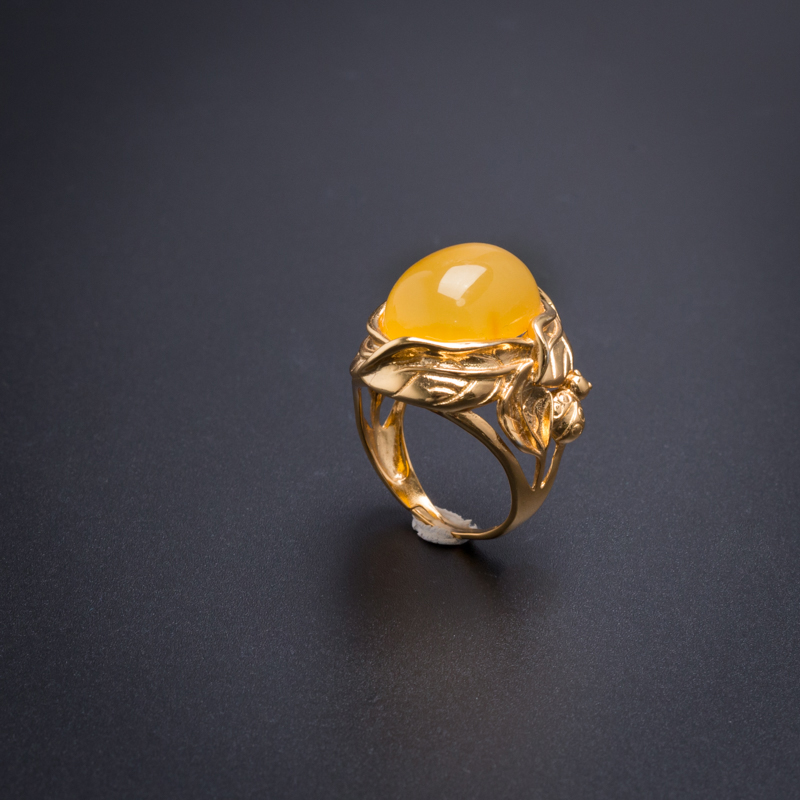 鸡油黄蜜蜡戒指 - 红掌柜