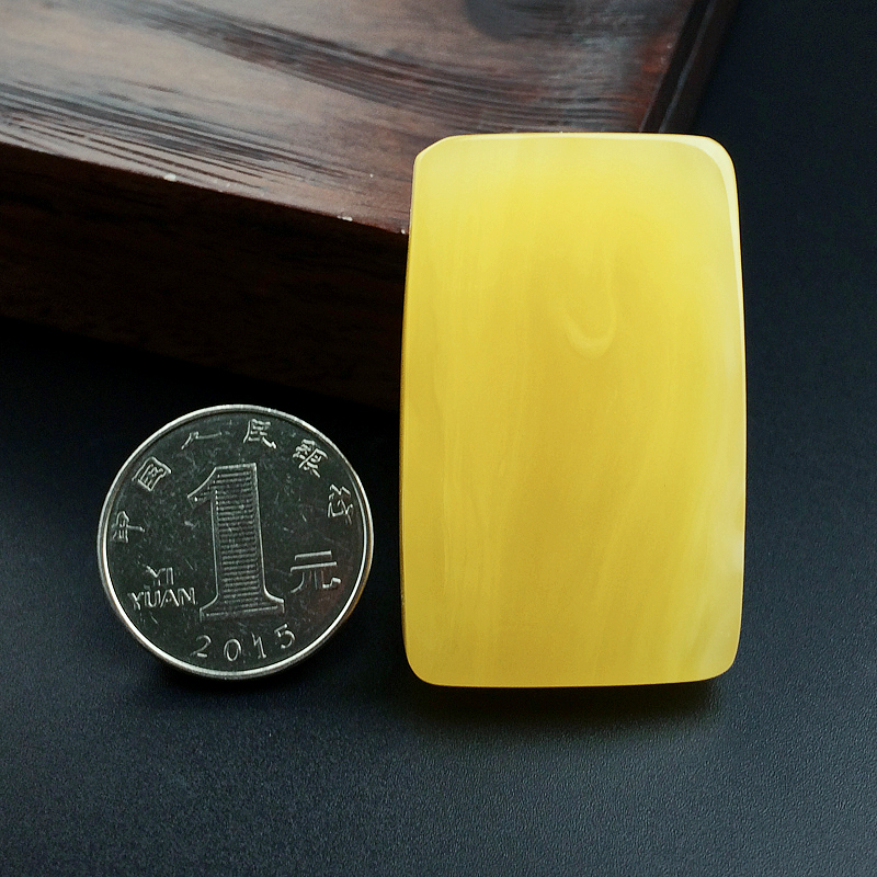 鸡油黄蜜蜡无事牌 - 红掌柜