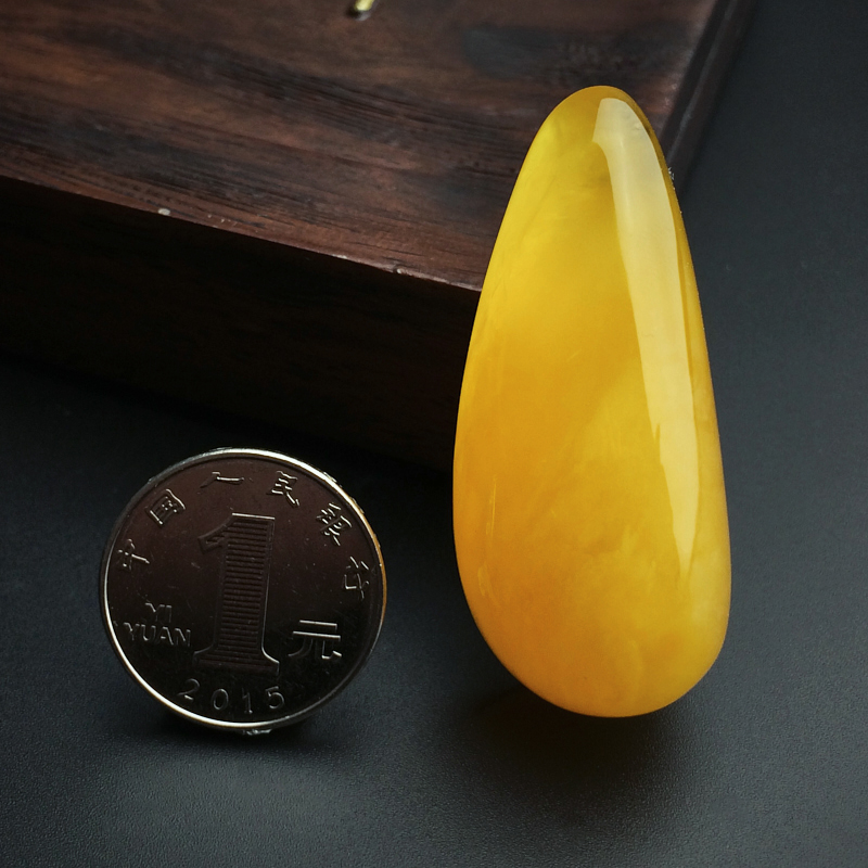 波罗的海鸡油黄蜜蜡水滴吊坠-红掌柜