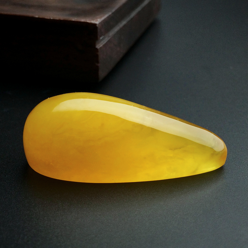 天然鸡油黄蜜蜡吊坠-红掌柜