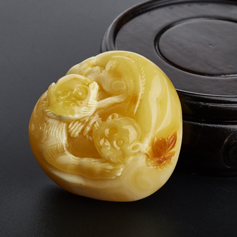 波罗的海天然蜜蜡猴吊坠-红掌柜