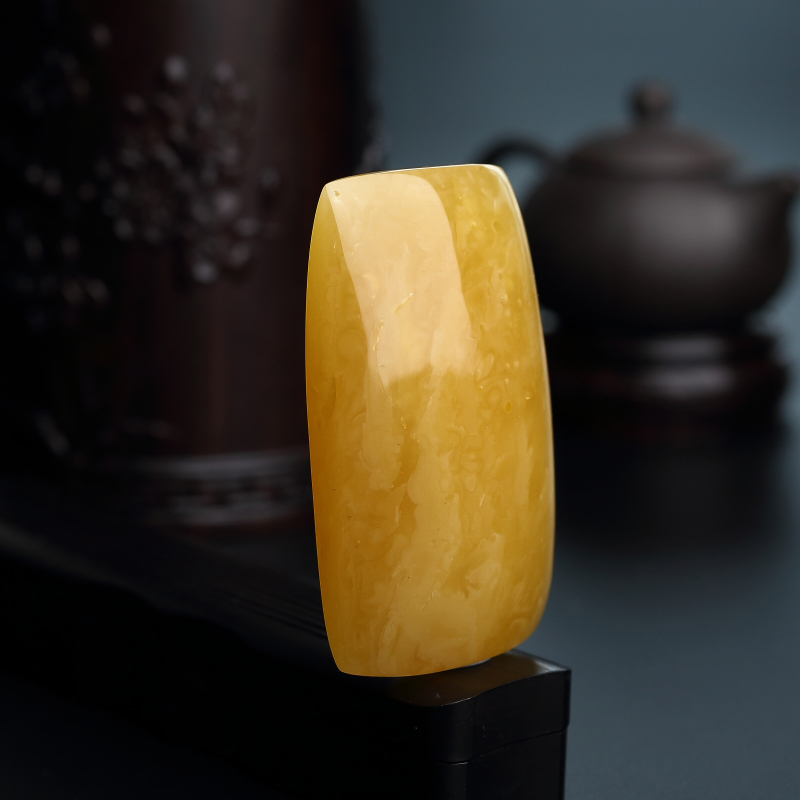 蜜蜡方牌吊坠-红掌柜