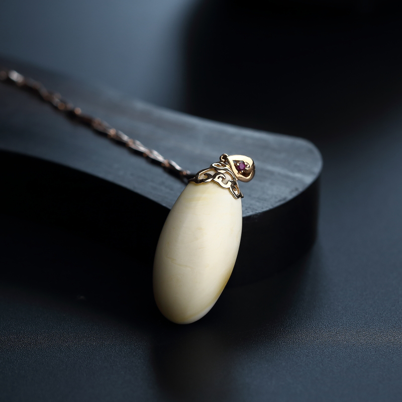 白蜜吊坠-红掌柜