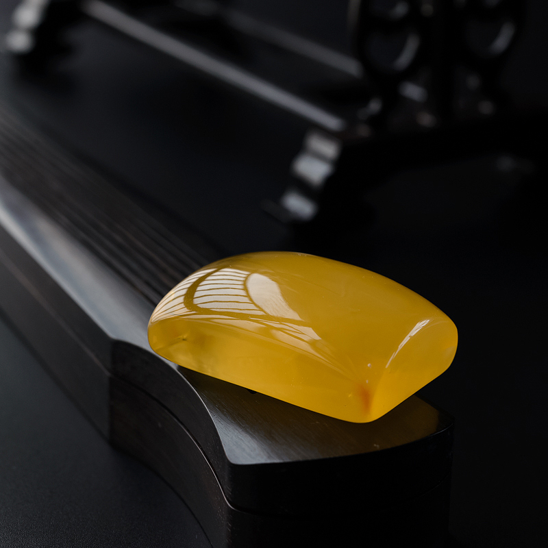 蜜蜡方牌吊坠 - 红掌柜