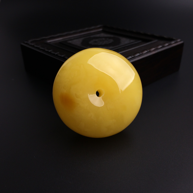 鸡油黄蜜蜡平安扣吊坠-红掌柜