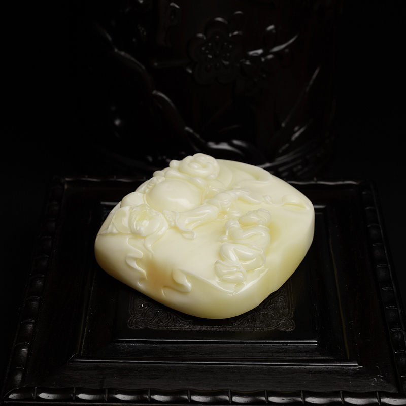 白蜜蜜蜡吊坠-红掌柜