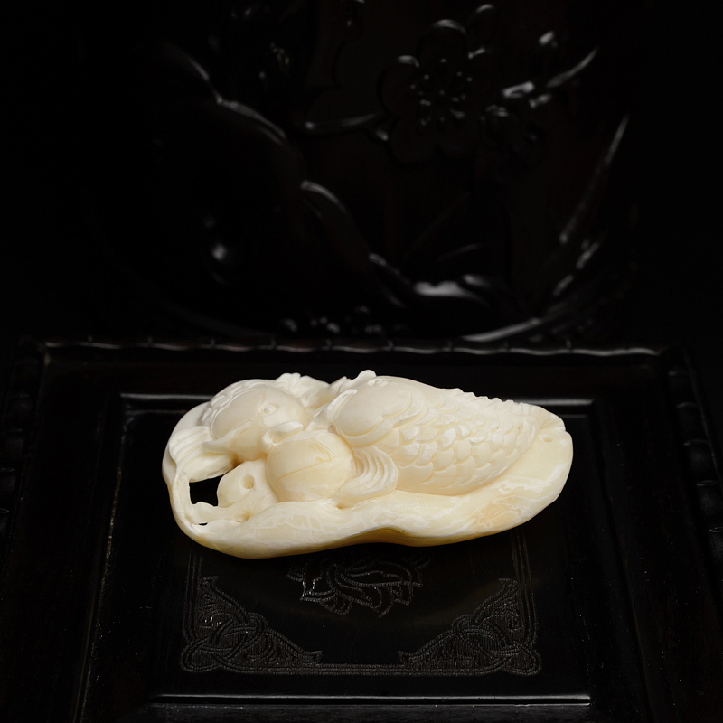 白蜜吊坠-红掌柜