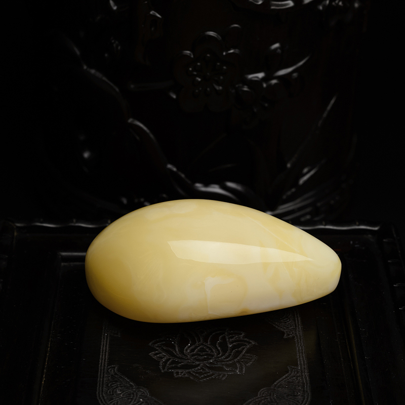 白花蜜随形吊坠-红掌柜