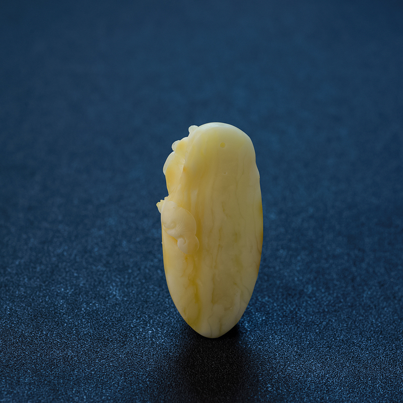 波罗的海天然白蜜吊坠 - 红掌柜