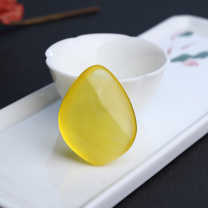 波罗的海天然鸡油黄蜜蜡随形吊坠 - 红掌柜