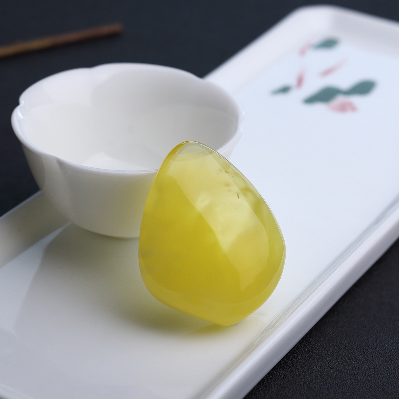 金绞蜜鸡油黄蜜蜡随形吊坠 - 红掌柜