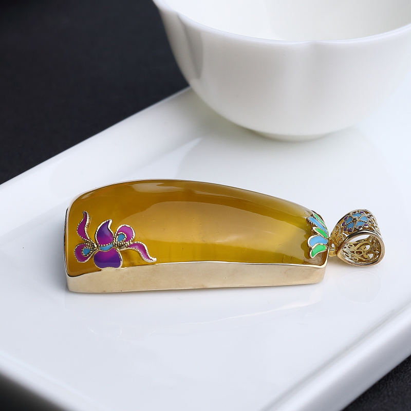 鸡油黄蜜蜡吊坠 - 红掌柜