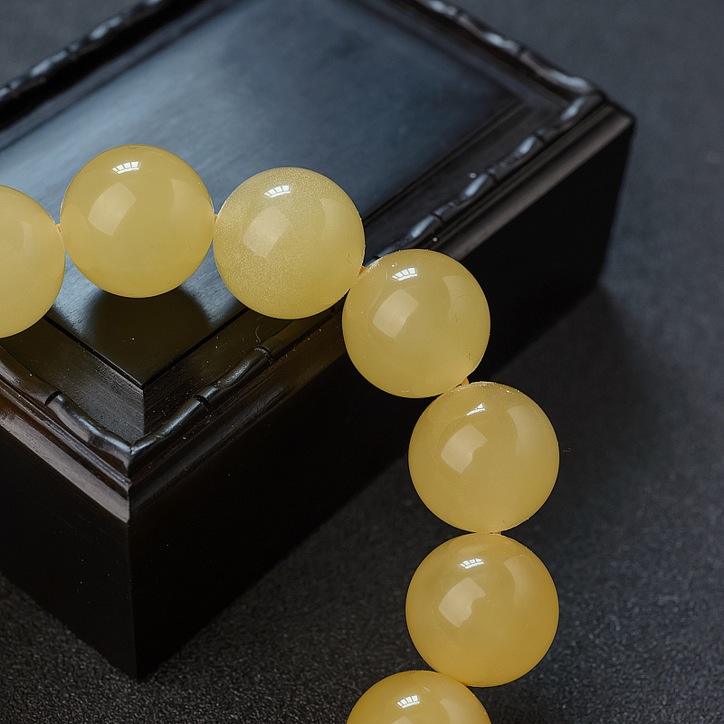 波罗的海16.5mm鸡油黄蜜蜡手串 - 红掌柜