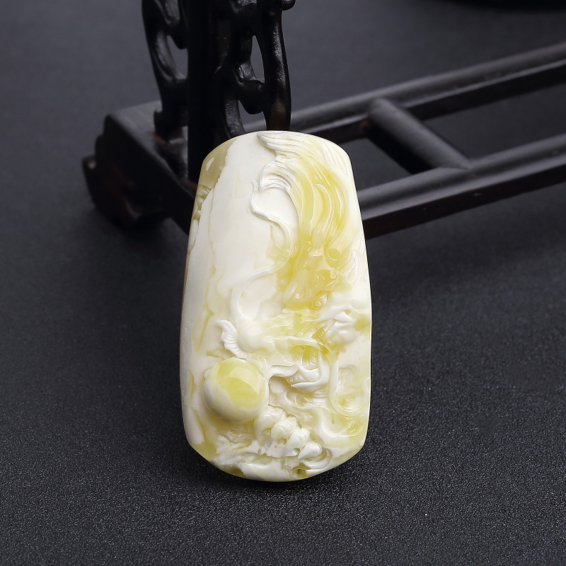 波罗的海天然白蜜蜜蜡龙吊坠-红掌柜