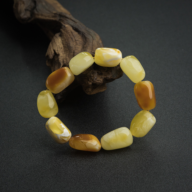 俏色蜜蜡随形手串-红掌柜