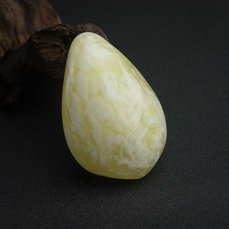 白花蜜蜡随形吊坠-红掌柜