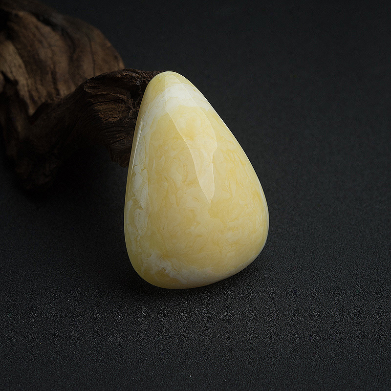 白花蜜随形吊坠-红掌柜