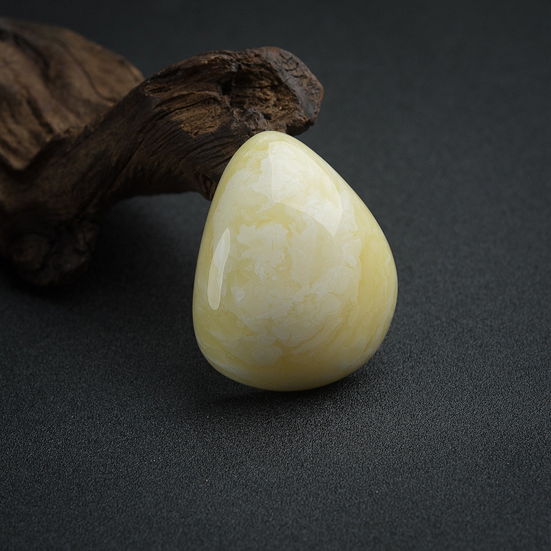 天然白花蜜蜡随形吊坠-红掌柜