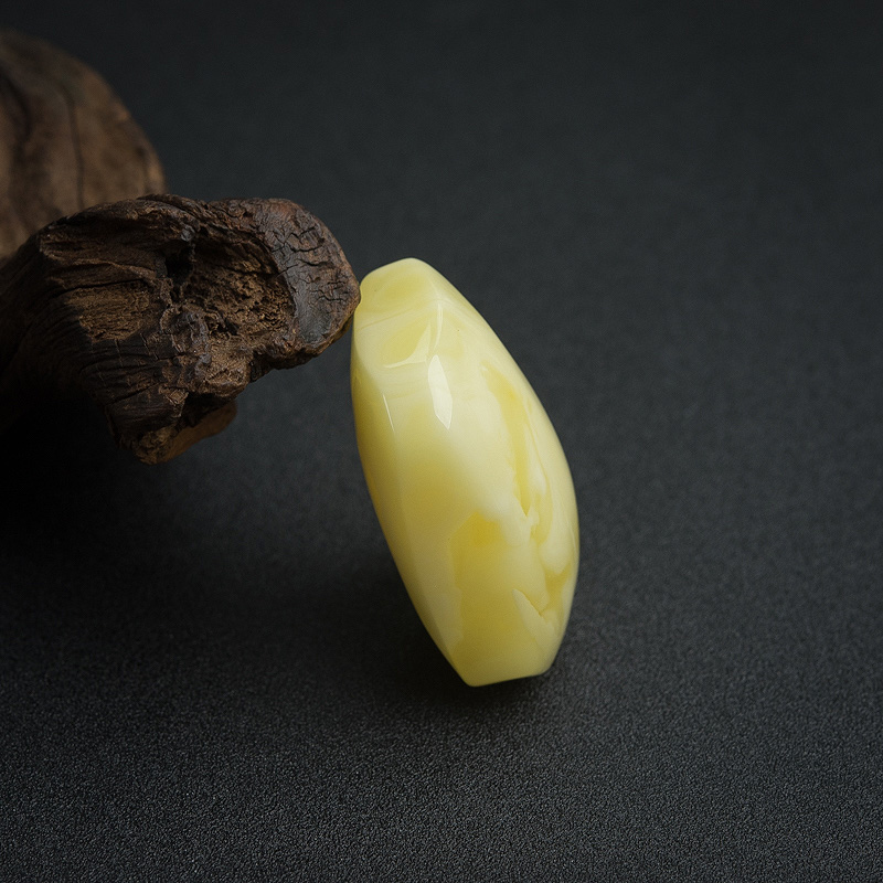 鸡油黄蜜蜡-红掌柜