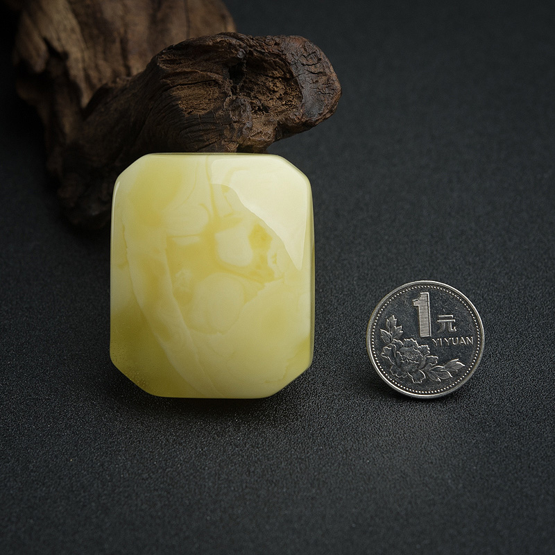 波罗的海蜜蜡无事牌吊坠-红掌柜