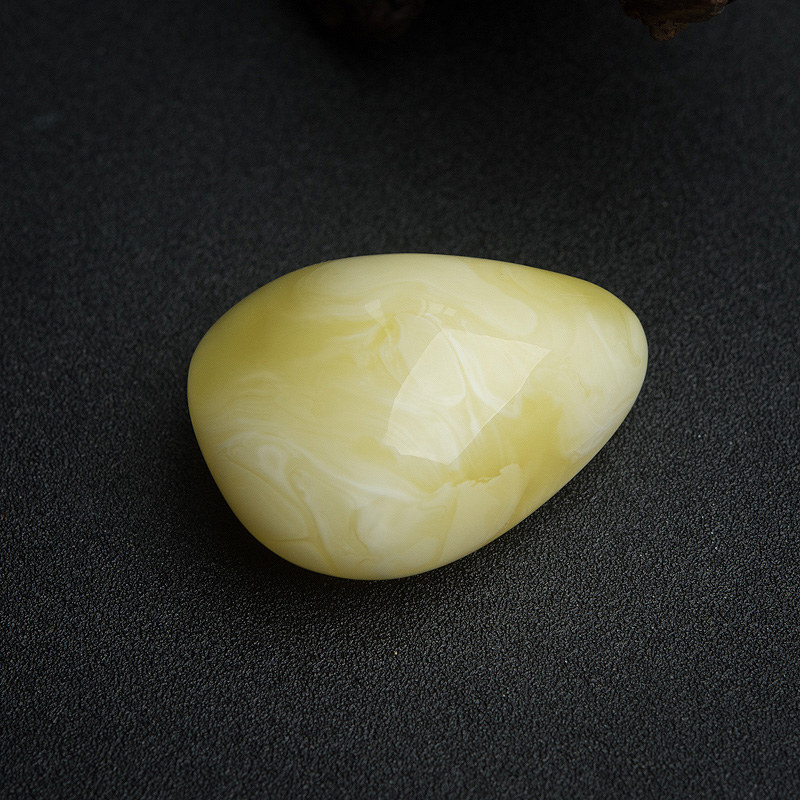 白花蜜蜡随形吊坠-红掌柜