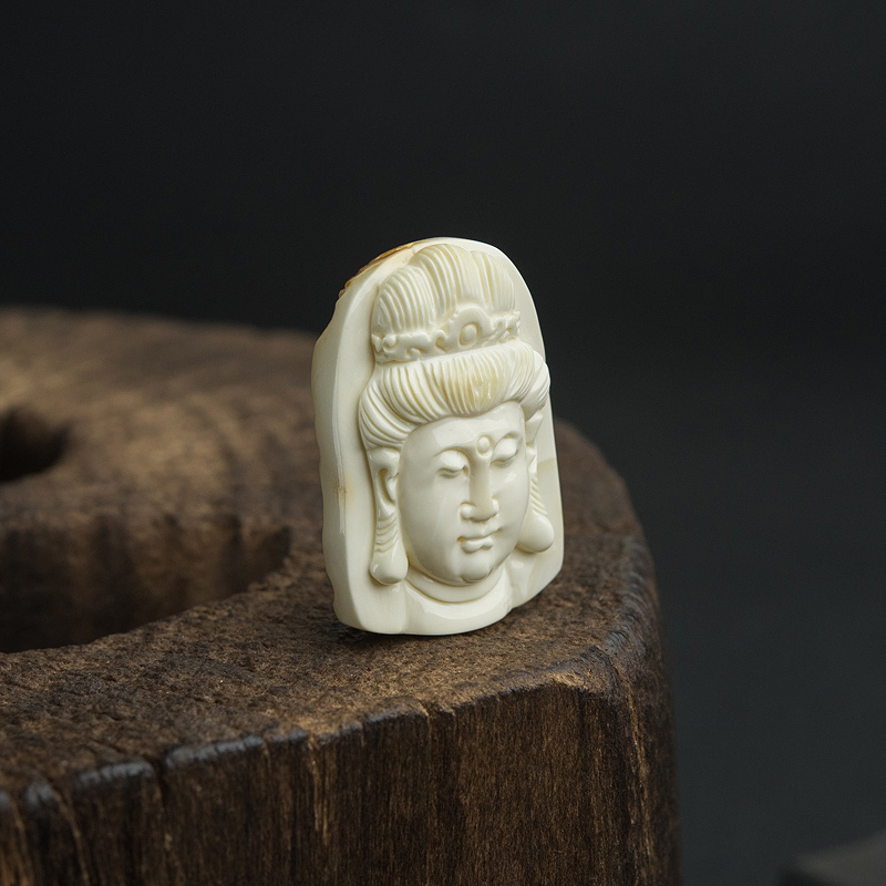 天然带皮象牙白白蜜观音头吊坠-红掌柜