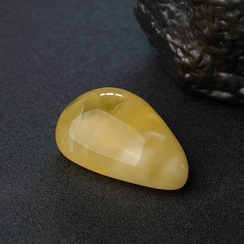 金绞蜜水滴吊坠-红掌柜