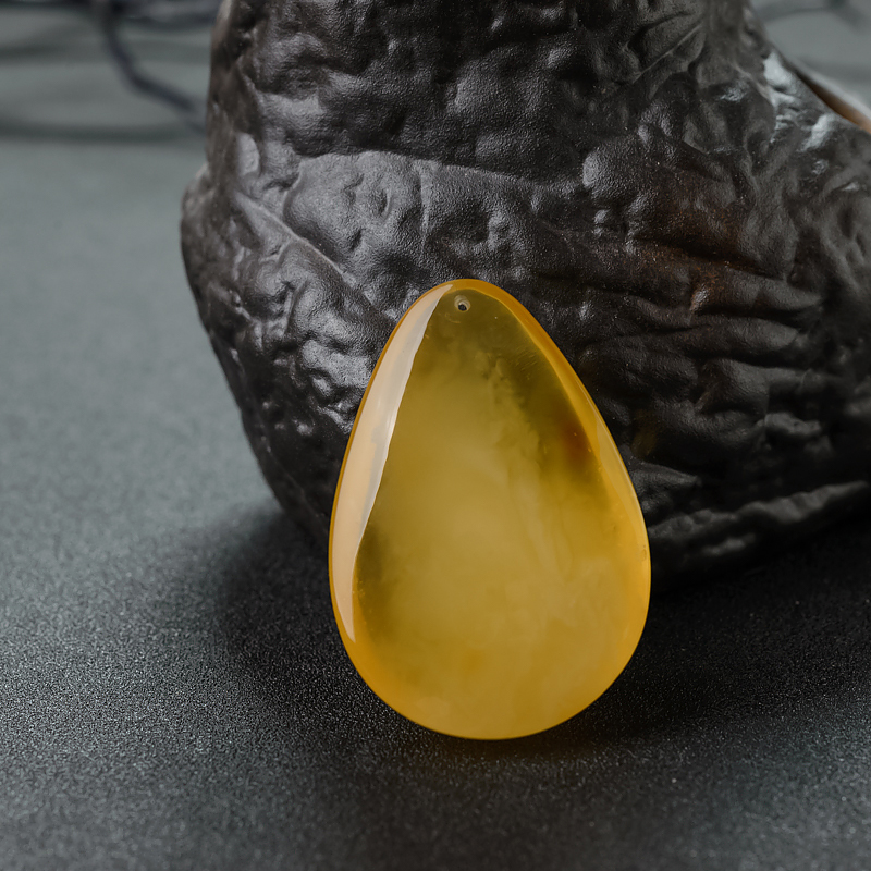 天然金绞蜜随形吊坠-红掌柜